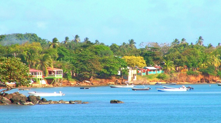 Boats in Manawar Bay, Little Corn Island